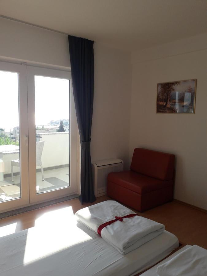 Hotel Lukas Gradac  Exteriér fotografie